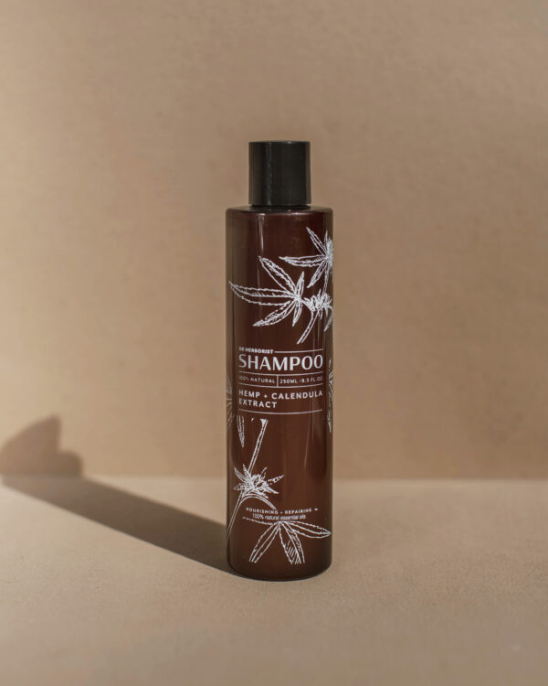 restoring natural shampoo organic with hemp leaf extract